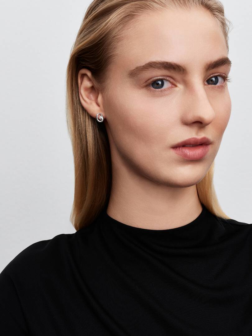 Orecchini Pandora Linea Sinuosa Ovale con Perla d'Acqua Dolce Coltivata 293295C01