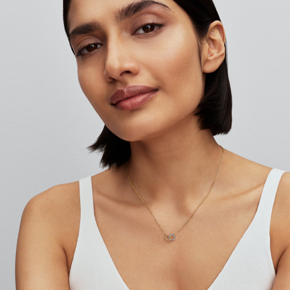 Collana Pandora Cerchi Intrecciati Sfere e Pavé 364825C01