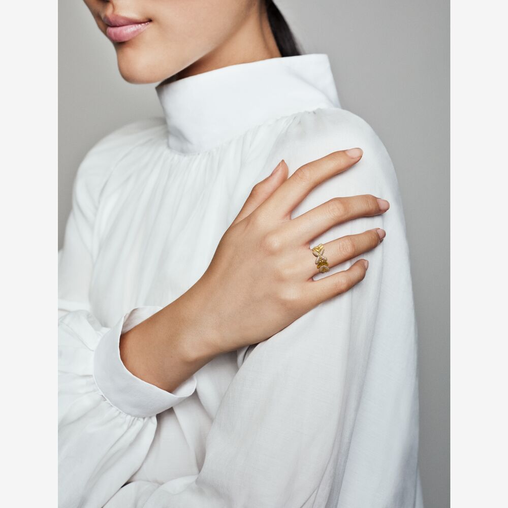 Pandora Wheat Circle Ring 167735CZ