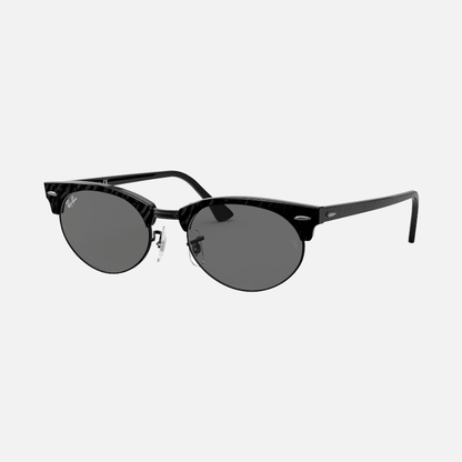 Occhiali da sole Ray-Ban Clubmaster Oval RB3946
