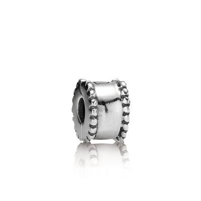 Pandora Embroidered Clip 790267