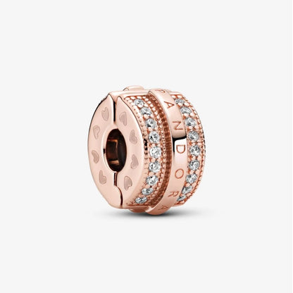 Clip Pandora con Logo e Pavé Scintillante 789042C01