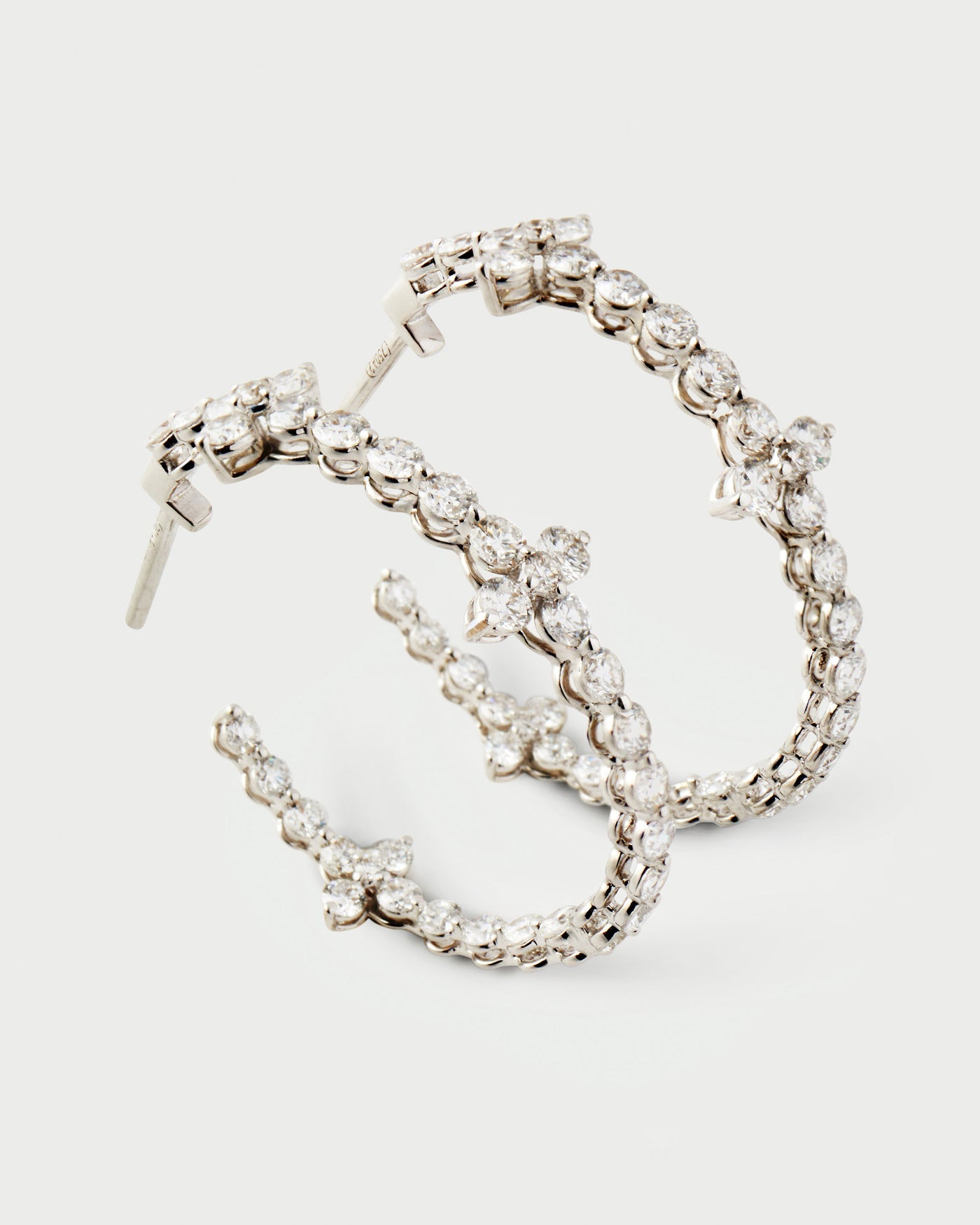 Orecchini PD PAOLA Orecchini Maggie in diamanti e oro bianco AR06-F86-U