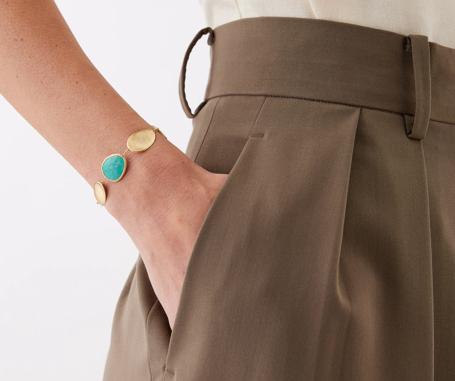 Bb2099 Tum01 Y 0869 1512x