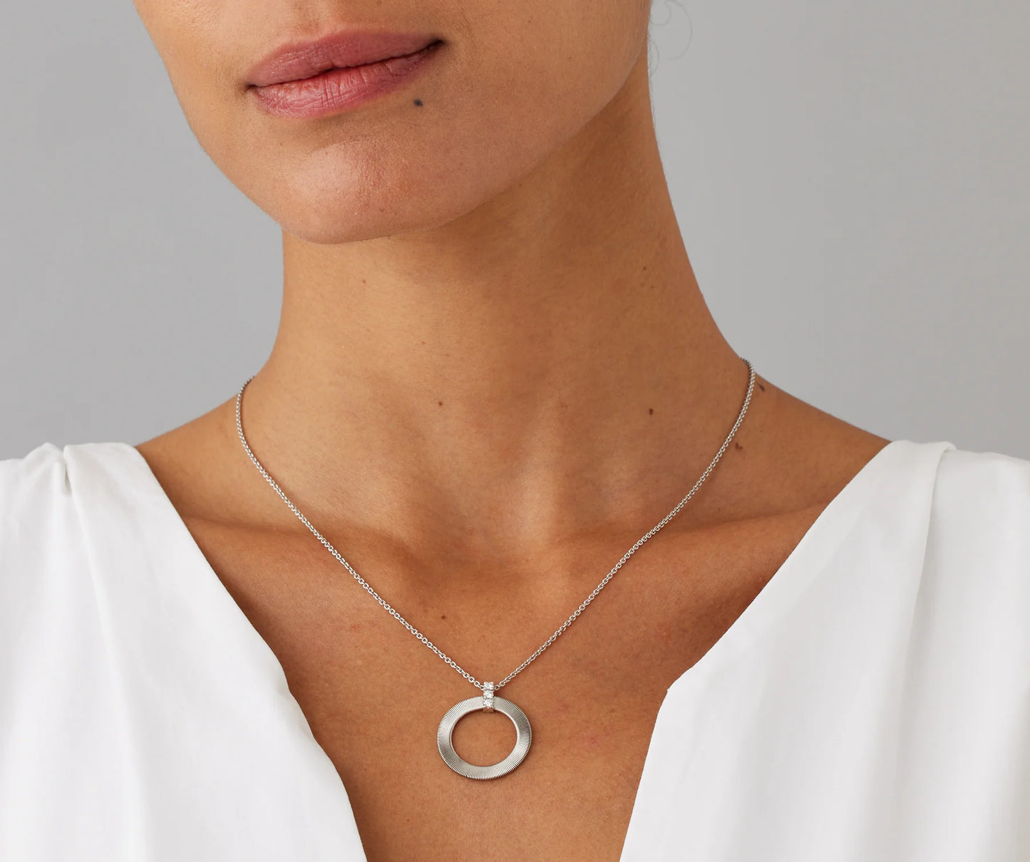 Cg797bw01 0775 2048x