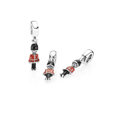 Pandora Charm Pendant Guard of My Heart 791513ENMX