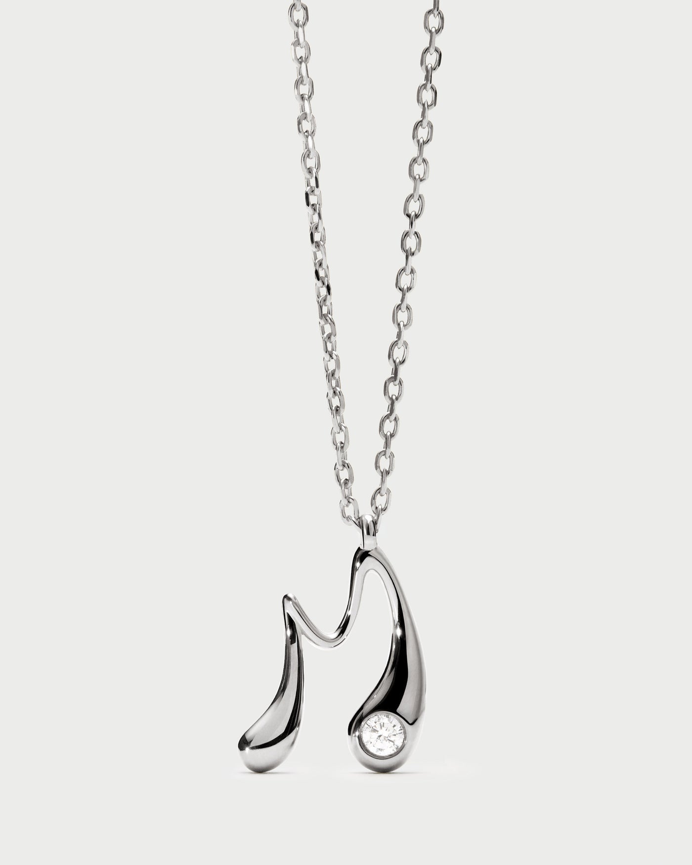 Collana PDPAOLA con ciondolo in argento con l’iniziale M CO02-B86-U