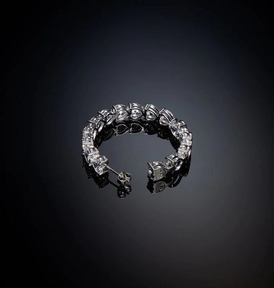 J19auv29 Earrings Bighoopwhiteheart.4 900x