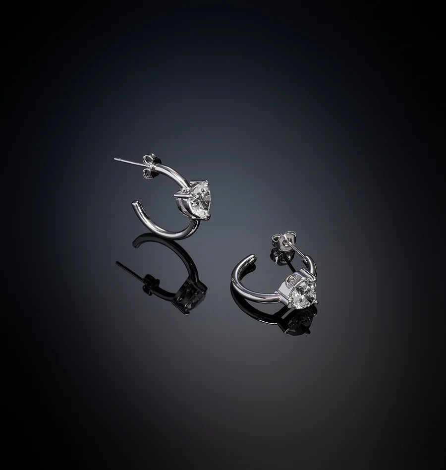 J19auv31 Earrings Whiteheart.1 900x