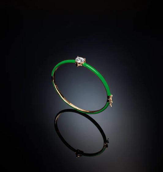 J19avi31 Bangle Love Green.1 5ab88ddb 2039 42b1 B132 8ed182e14a4f 900x