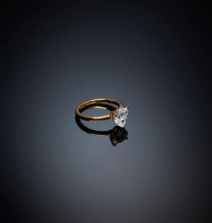 J19avi38 Ring Love Gold.3 4ce6d455 5ec4 4165 B166 Faf1297a2729 900x