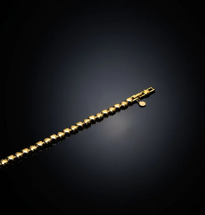 J19avt01 Cuoricino Necklace Gold.3 900x