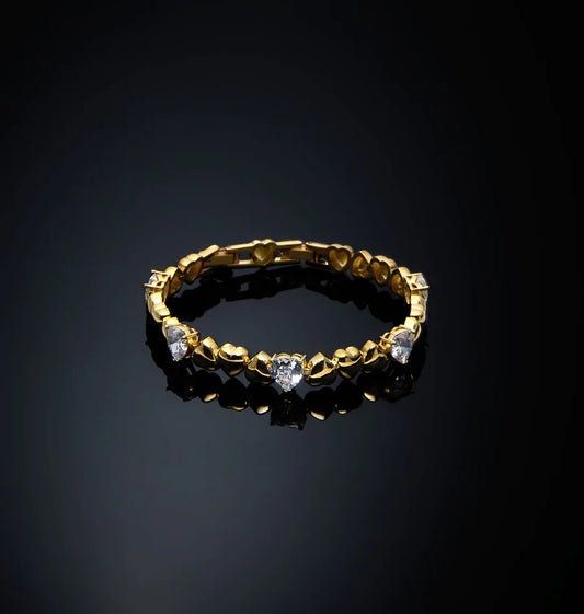 J19avt09 Cuoricino Bracelet Gold.1 900x