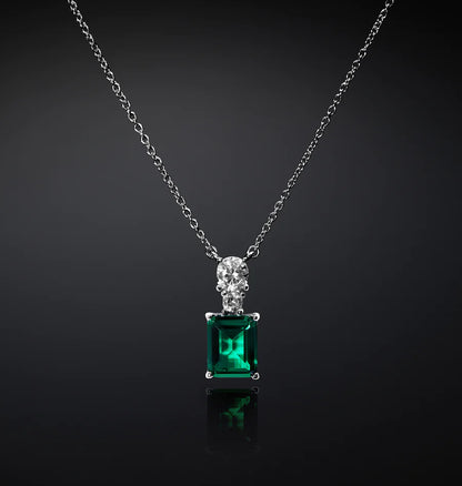 J19awj03 Emerald Necklace Silver.1 900x