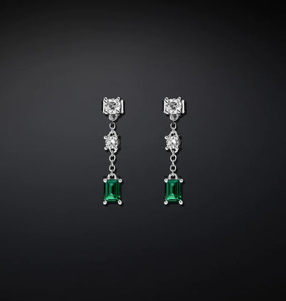 J19awj18 Emerald Earrings.1 900x