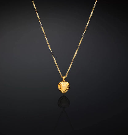 J19axp02 Bold Collana Gold.1 3000x