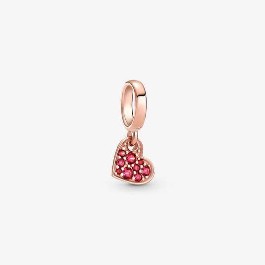 Charm Pandora Cuore Obliquo con Pavé Rosso 789404C02