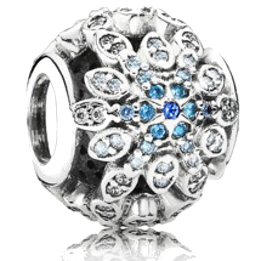 Pandora Sparkling Snowflake Charm 791760NBLMX