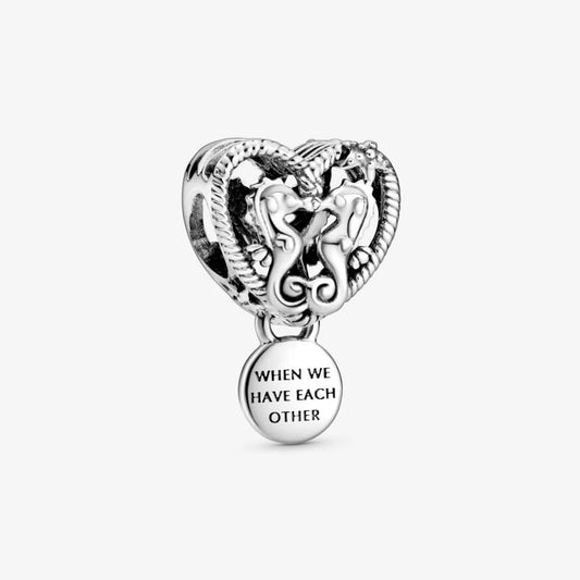 Charm Pandora Openwork Cuore e Cavallucci Marini 798949C00